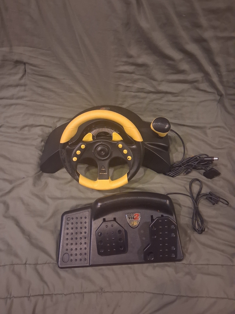 Mad Catz MC2 Microcon Racing Wheel and Pedals for PS1 and PS2